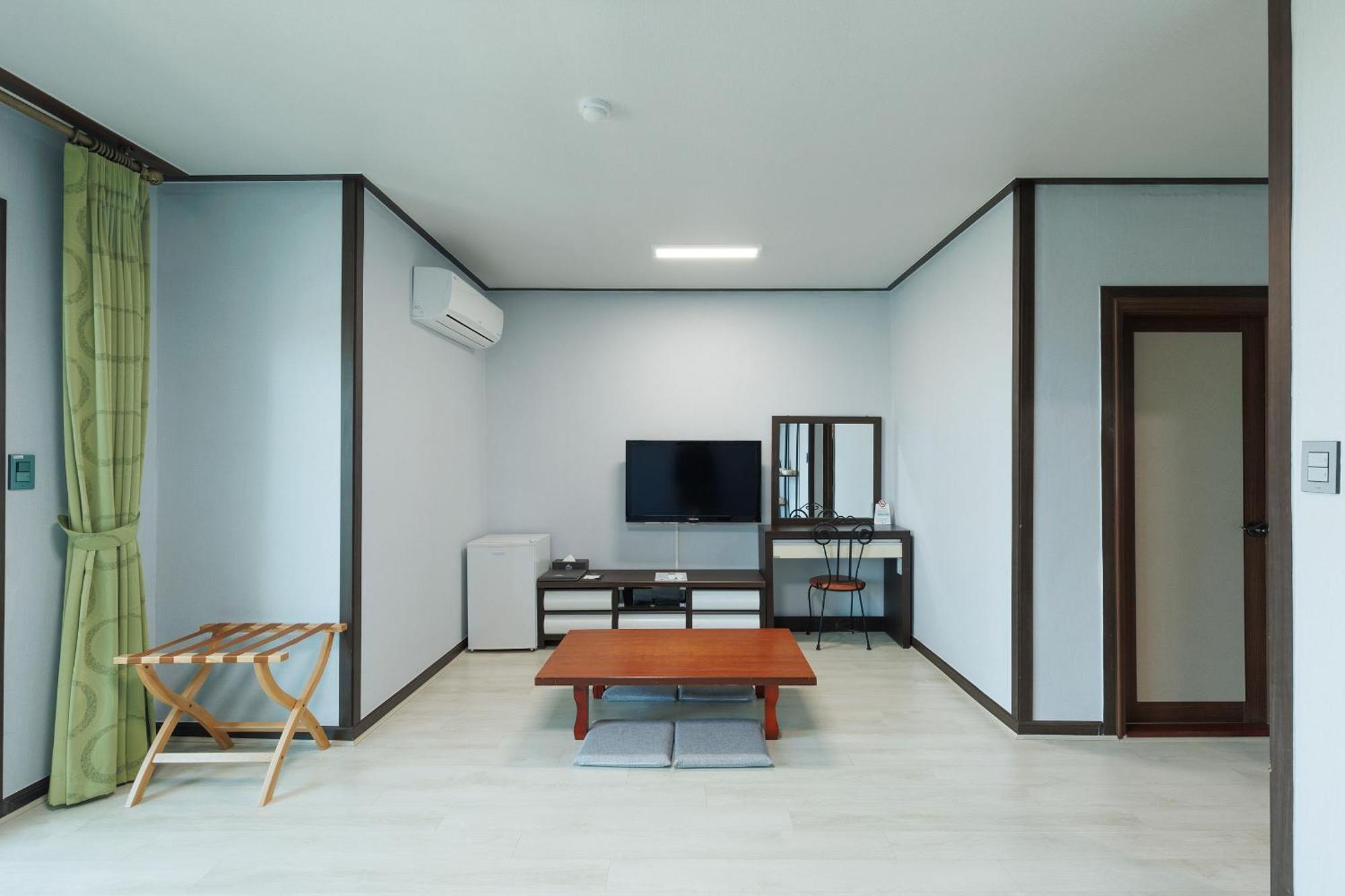Sea Cliff Hotel Jeju Ngoại thất bức ảnh