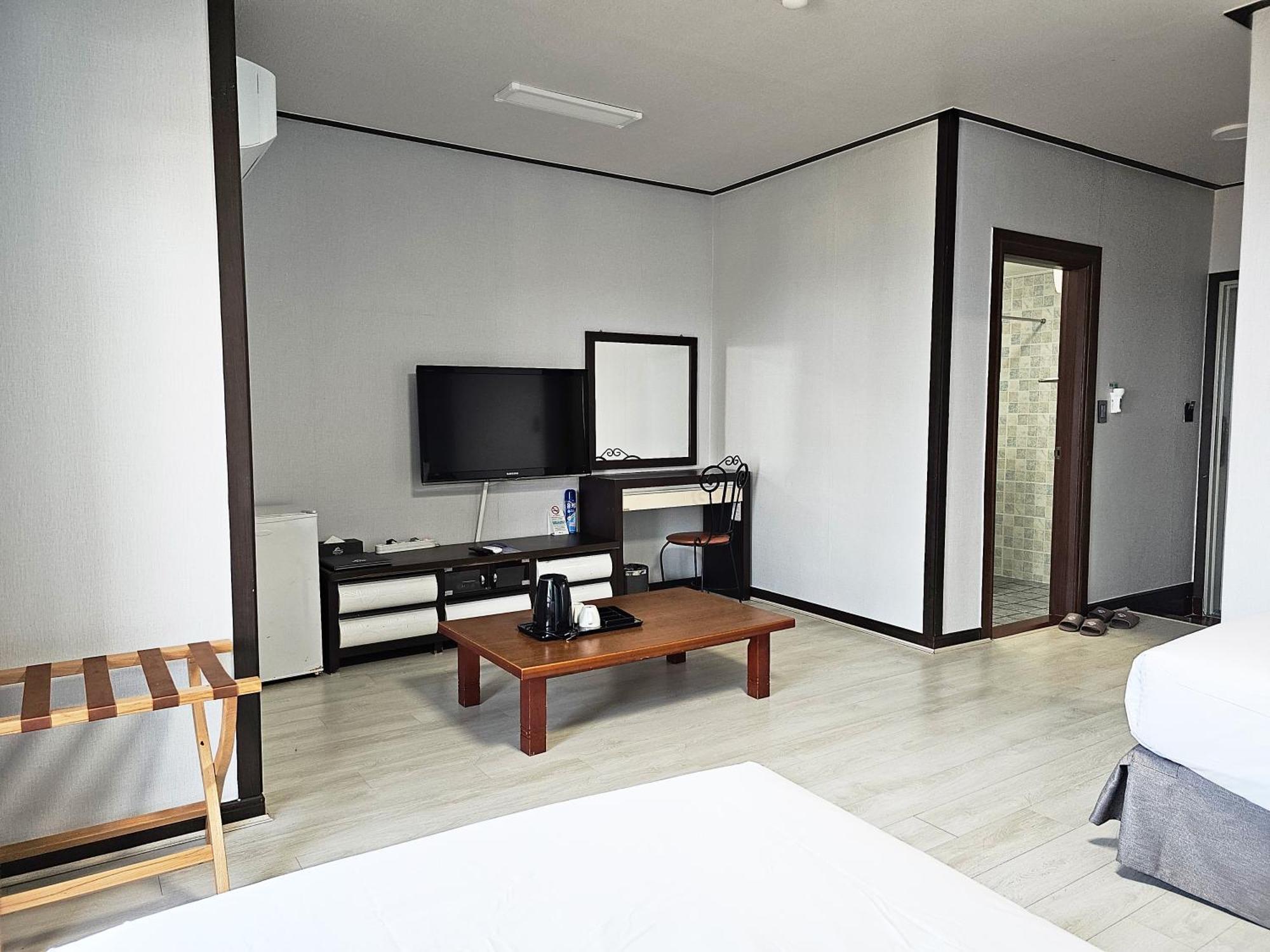 Sea Cliff Hotel Jeju Ngoại thất bức ảnh