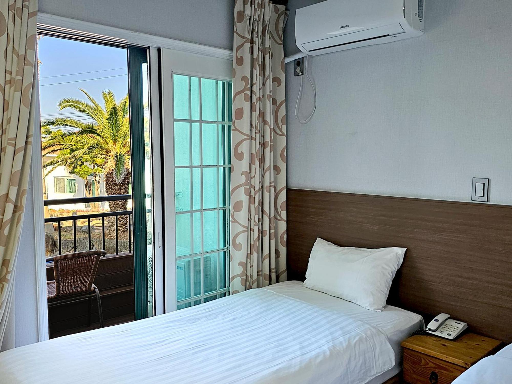 Sea Cliff Hotel Jeju Ngoại thất bức ảnh